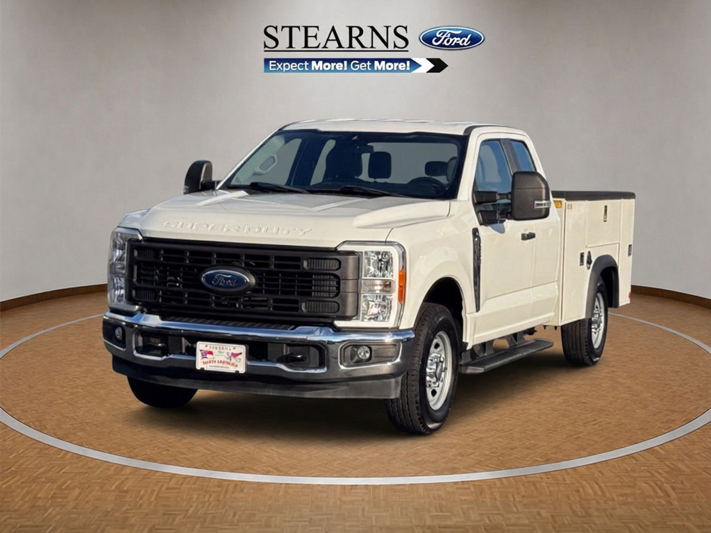 Used 2023 Ford F250 XL w/ XL Chrome Package RWD image 2