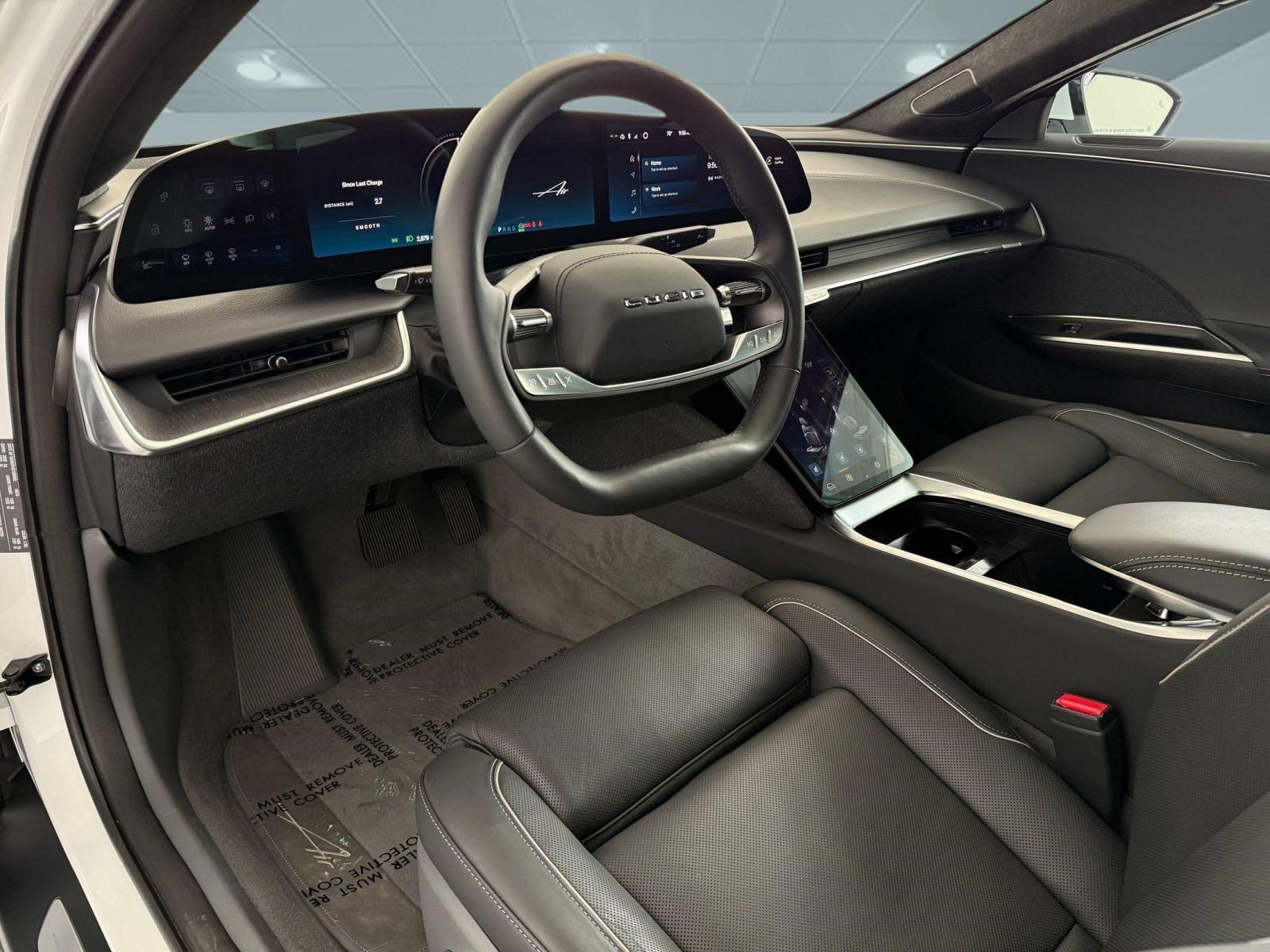 Used 2025 Lucid Air Touring AWD/4WD image 4