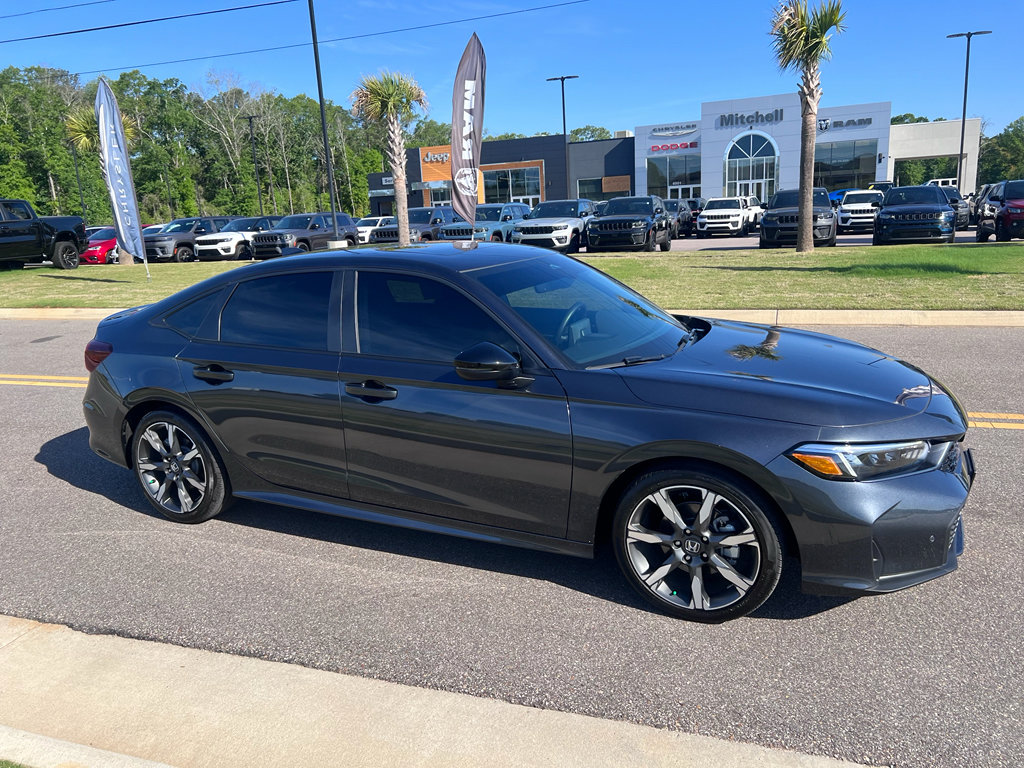 Used 2025 Honda Civic Sport image 2
