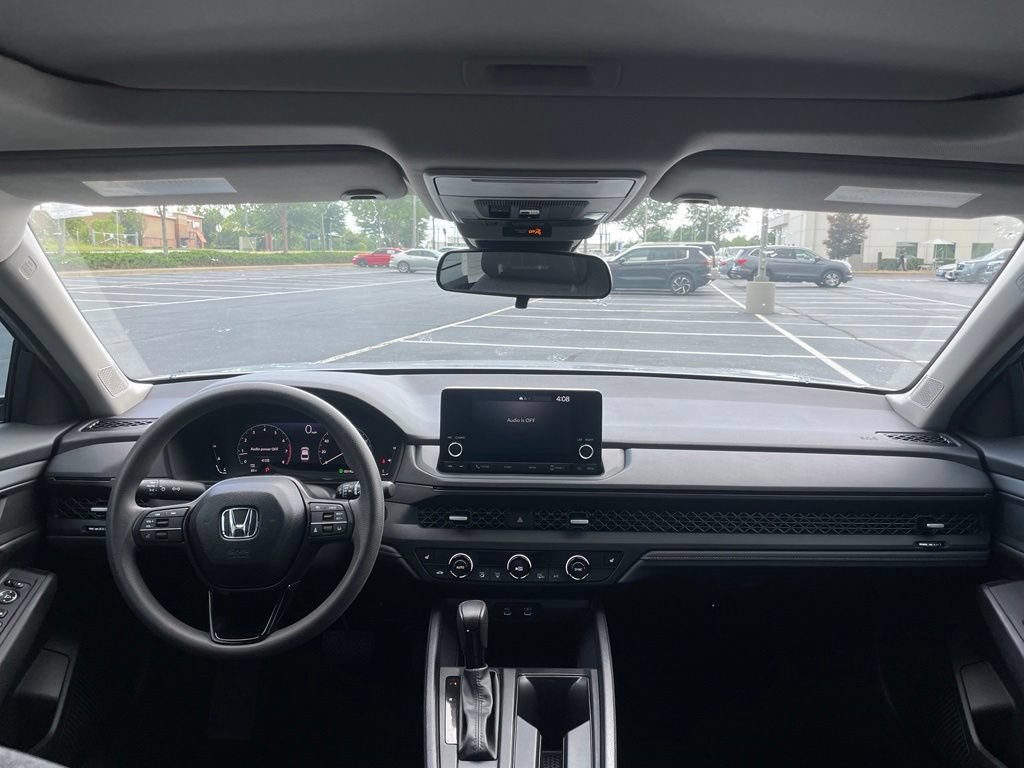 Certified 2025 Honda Accord SE image 10