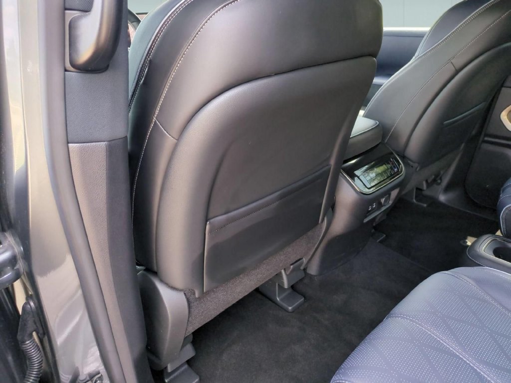 Used 2026 INFINITI QX80 4WD image 28