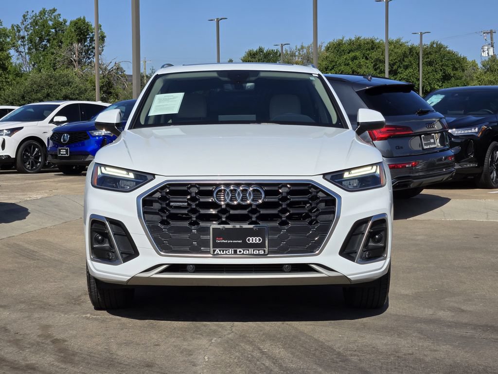 Used 2023 Audi Q5 2.0T Premium w/ Convenience Package AWD/4WD image 4