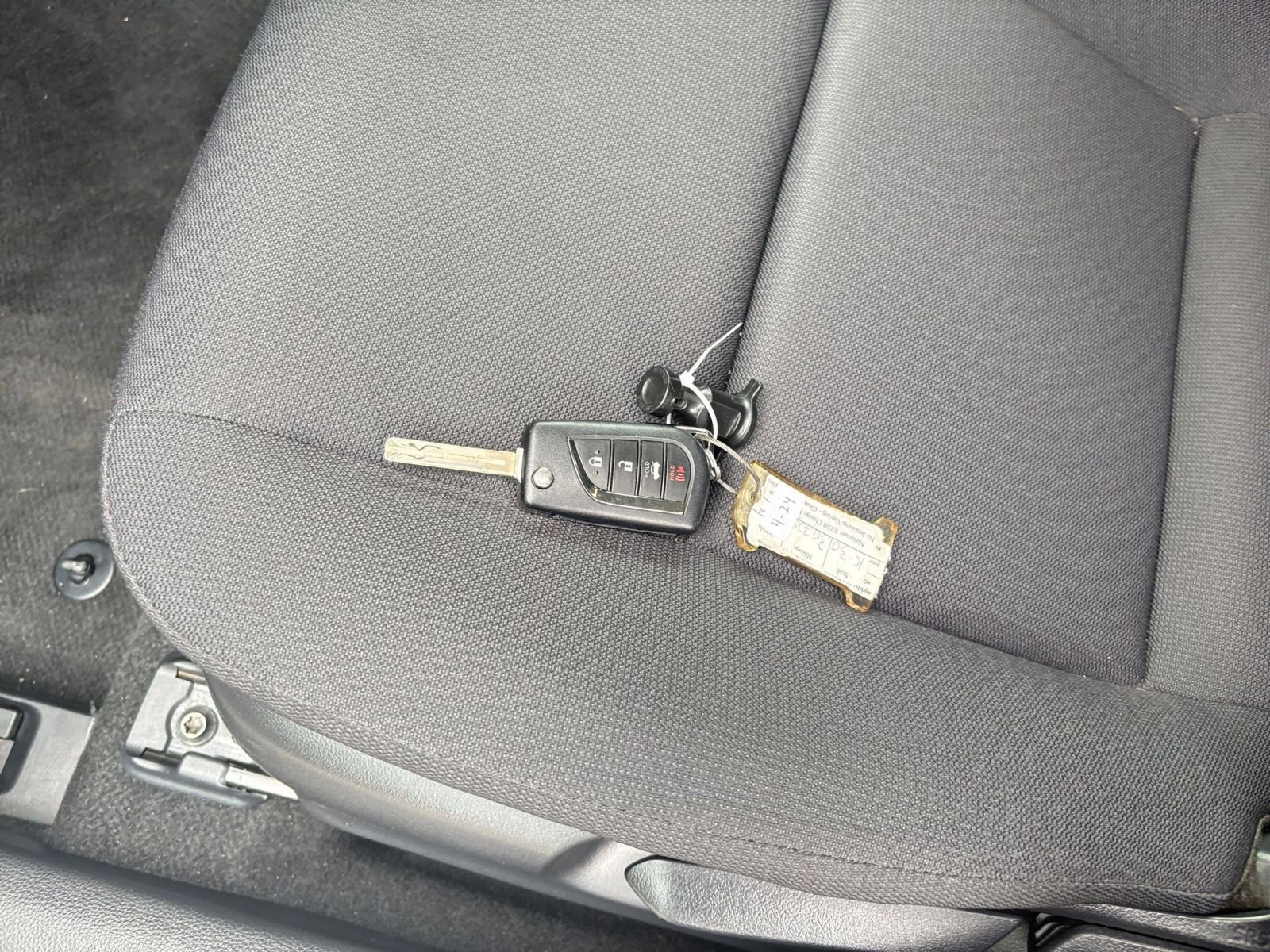 Used 2025 Toyota Corolla LE FWD image 21