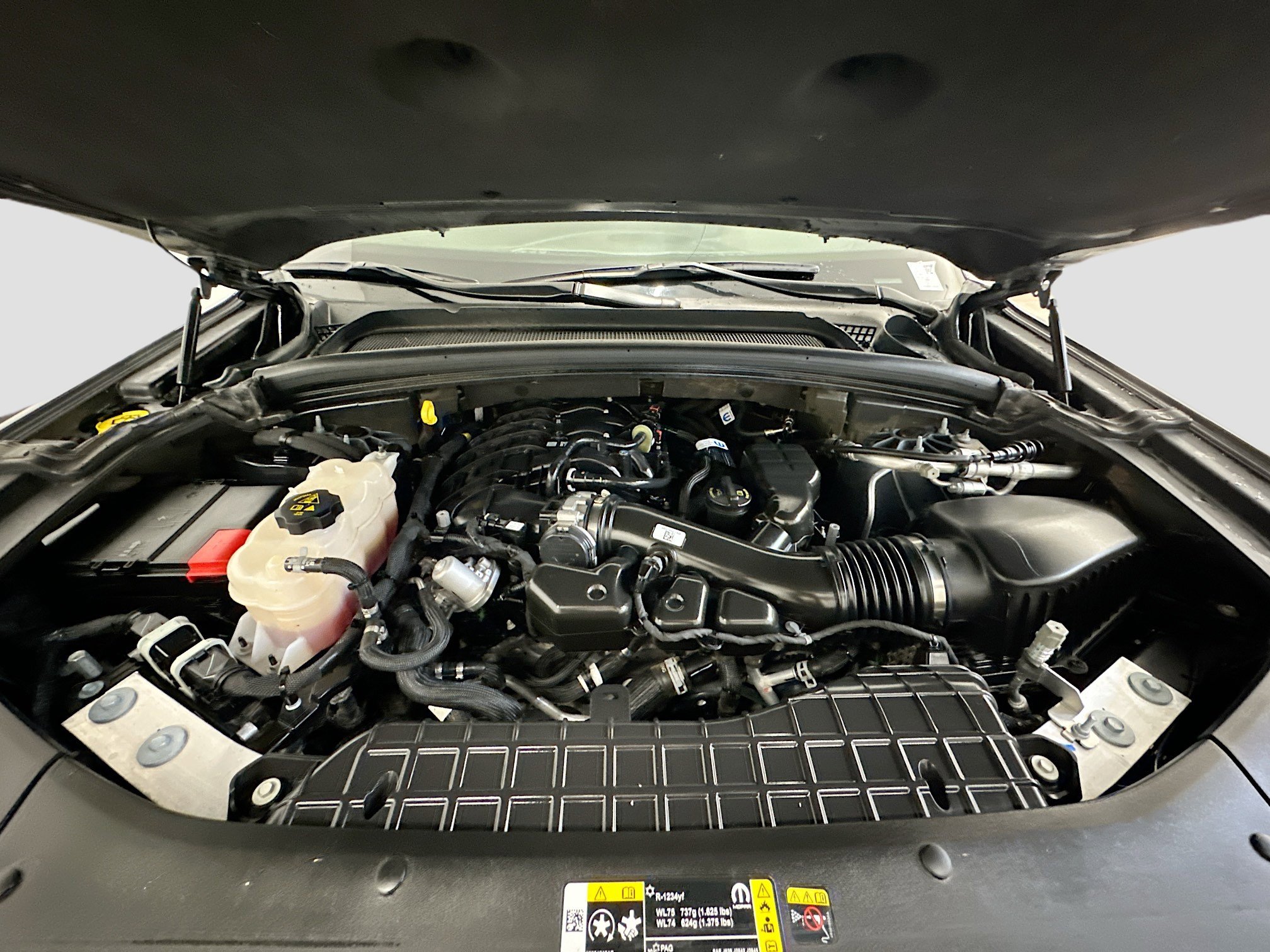 Used 2024 Jeep Grand Cherokee L Laredo image 35