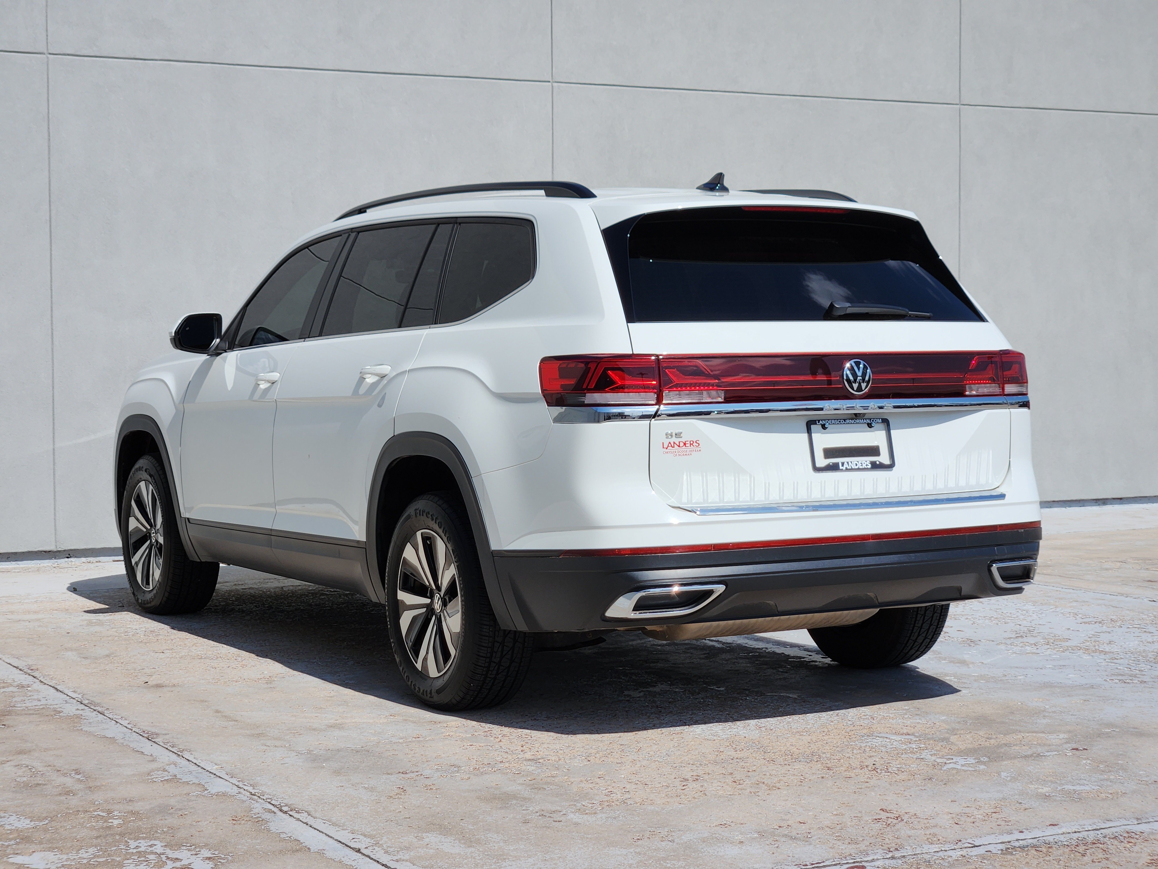 Used 2024 Volkswagen Atlas SE FWD image 6