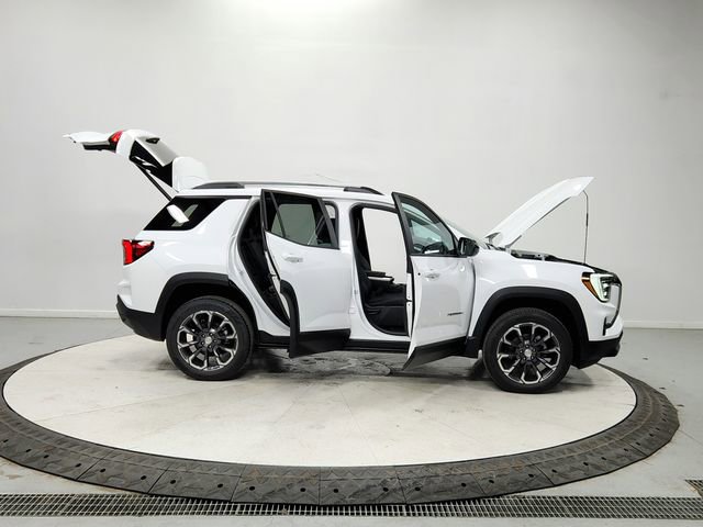 New 2026 GMC Terrain Elevation w/ Elevation Premium Package image 16