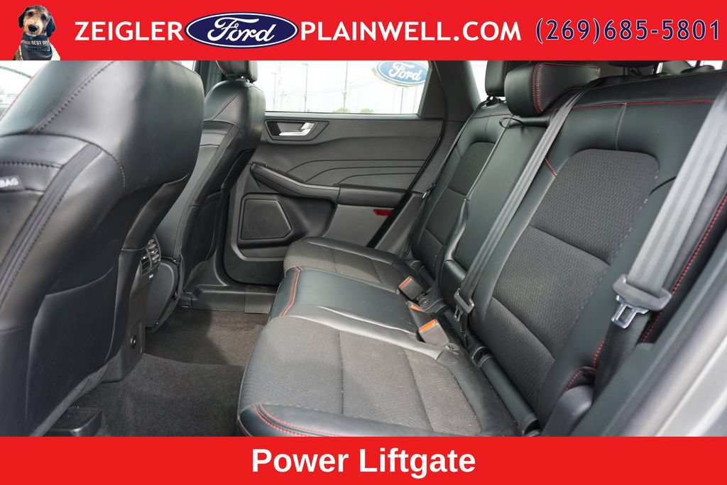 Used 2025 Ford Escape ST-Line w/ Tech Pack #1 AWD/4WD image 12