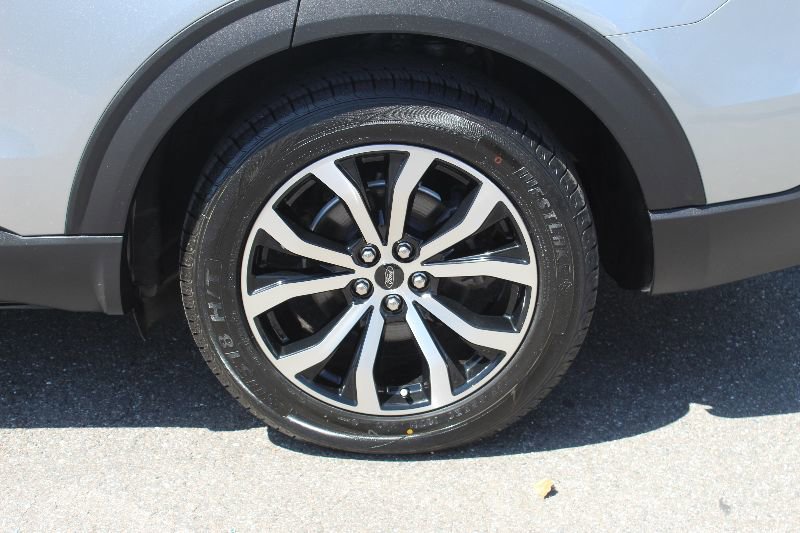 Used 2020 Ford Explorer ST w/ Premium Technology Package image 8