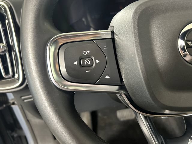 Used 2023 Volvo C40 P8 Recharge Plus AWD/4WD image 14