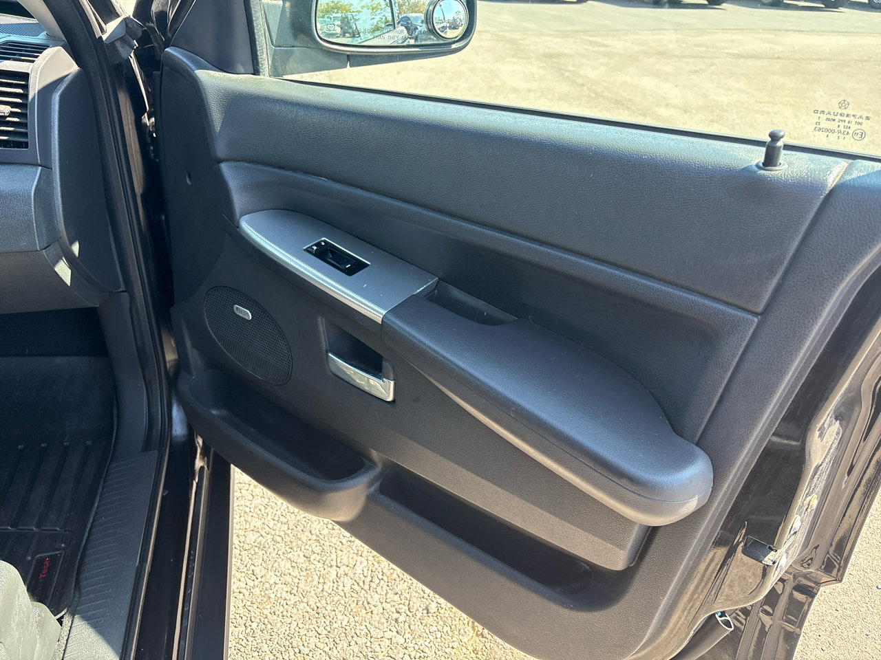 Used 2009 Jeep Grand Cherokee Laredo image 17