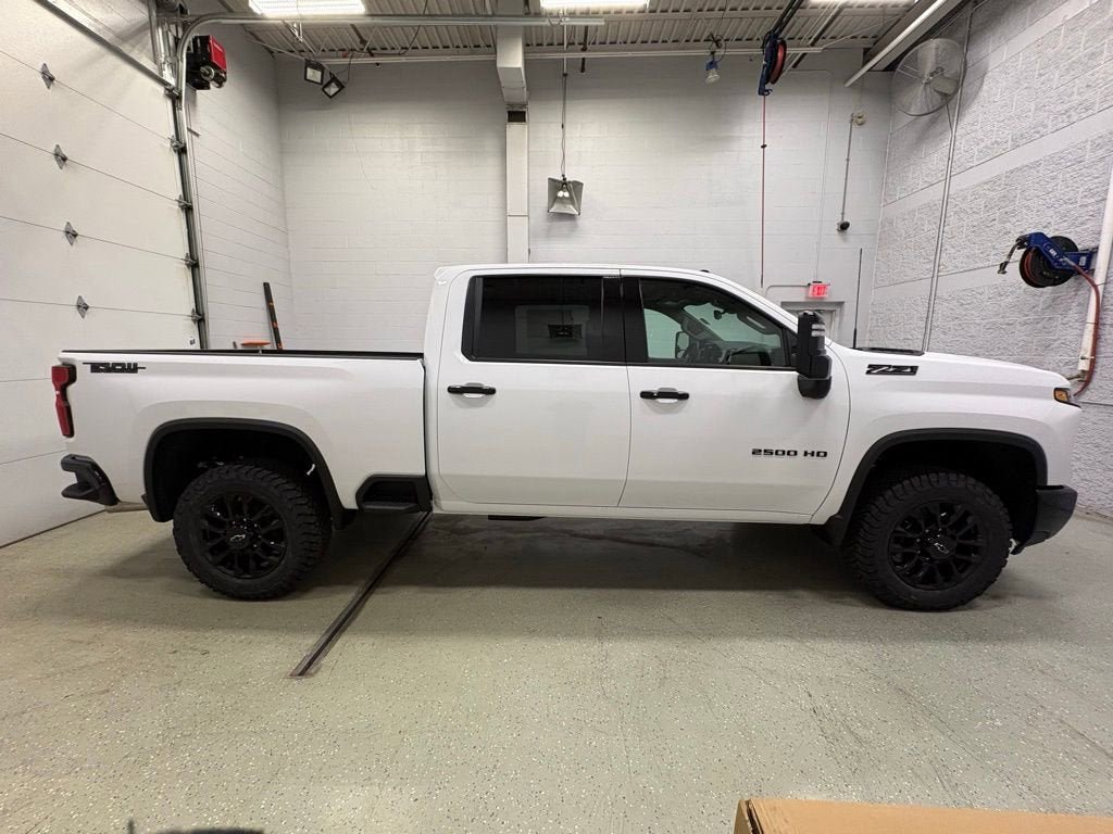 New 2026 Chevrolet Silverado 2500 LTZ w/ LTZ Plus Package AWD/4WD image 3