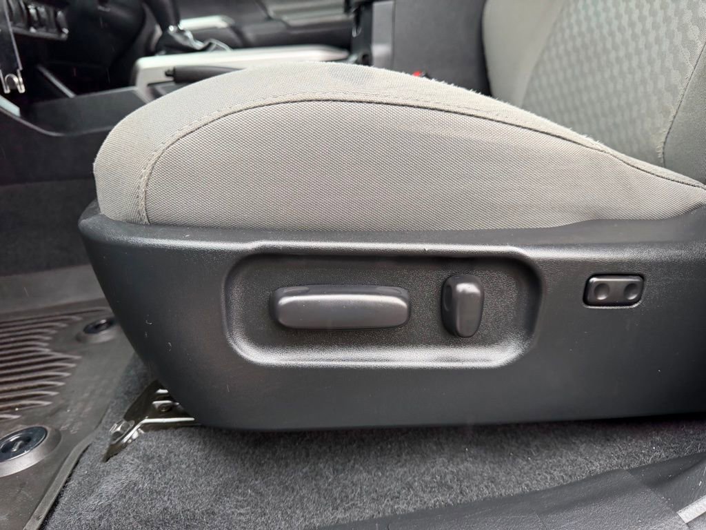 Used 2022 Toyota Tacoma SR5 image 13