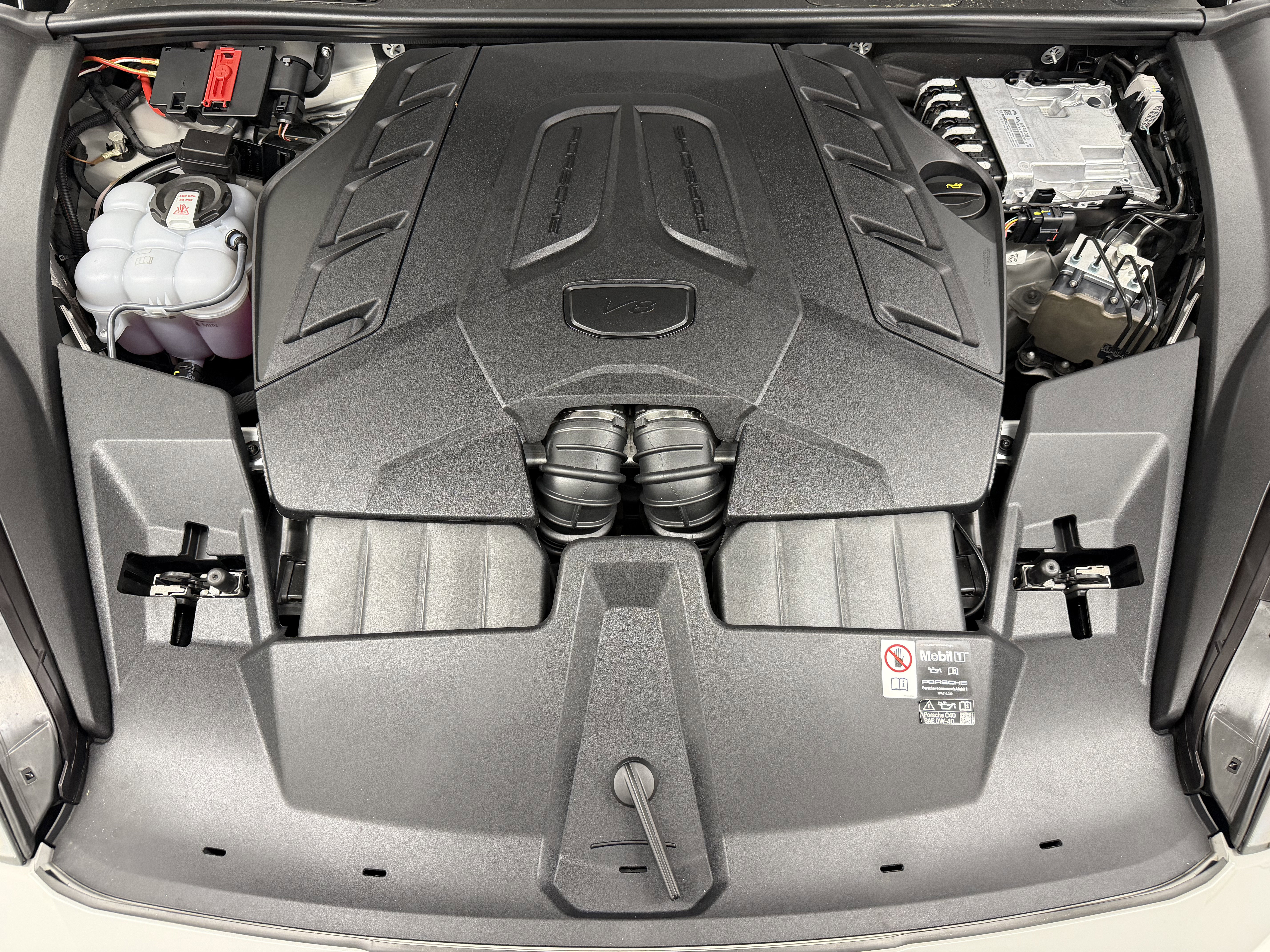 Certified 2026 Porsche Cayenne GTS image 60