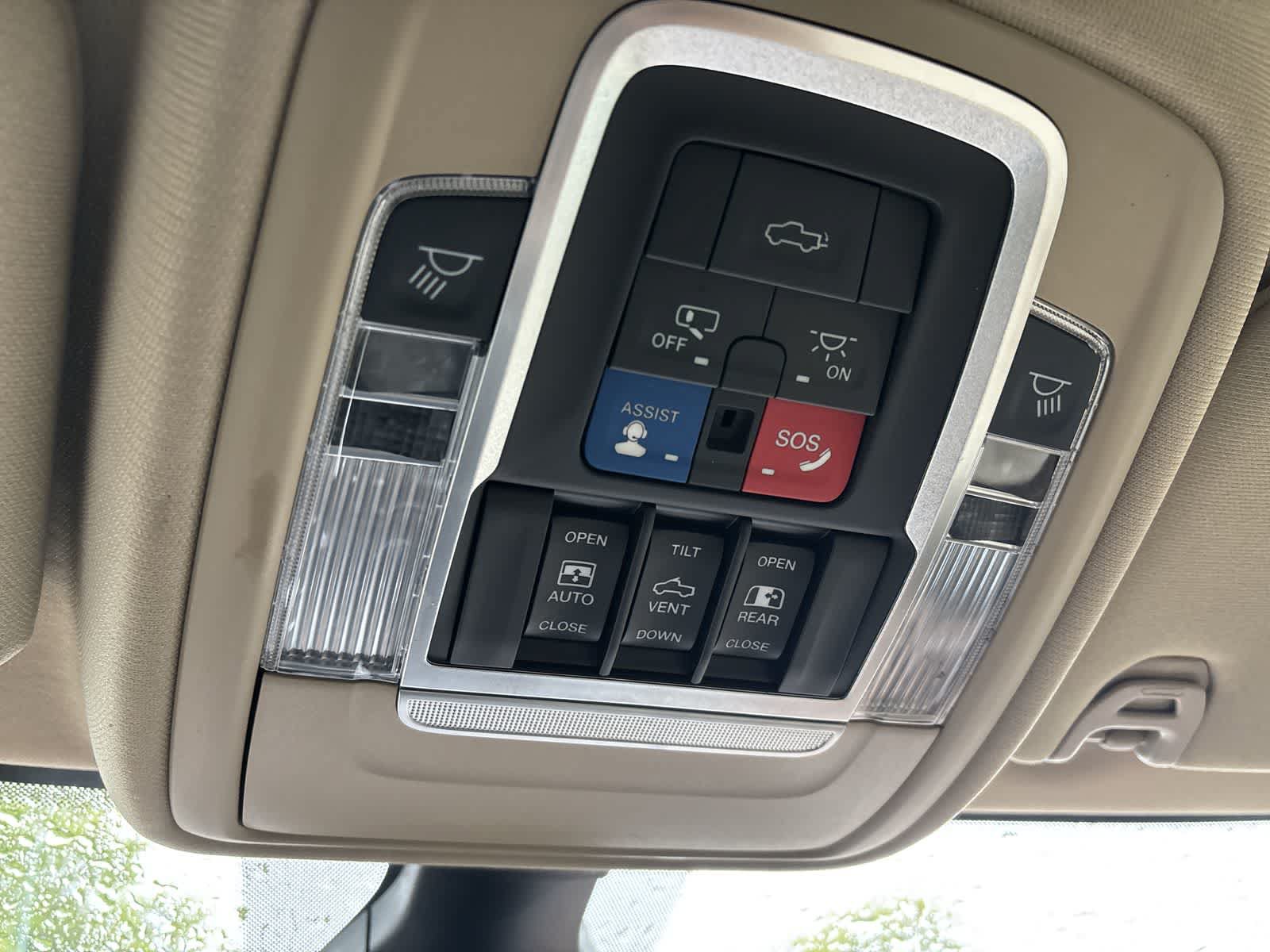 Certified 2021 RAM 3500 Laramie AWD/4WD image 30
