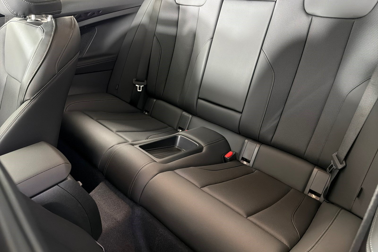 New 2026 BMW 230i Coupe w/ Premium Package RWD image 23