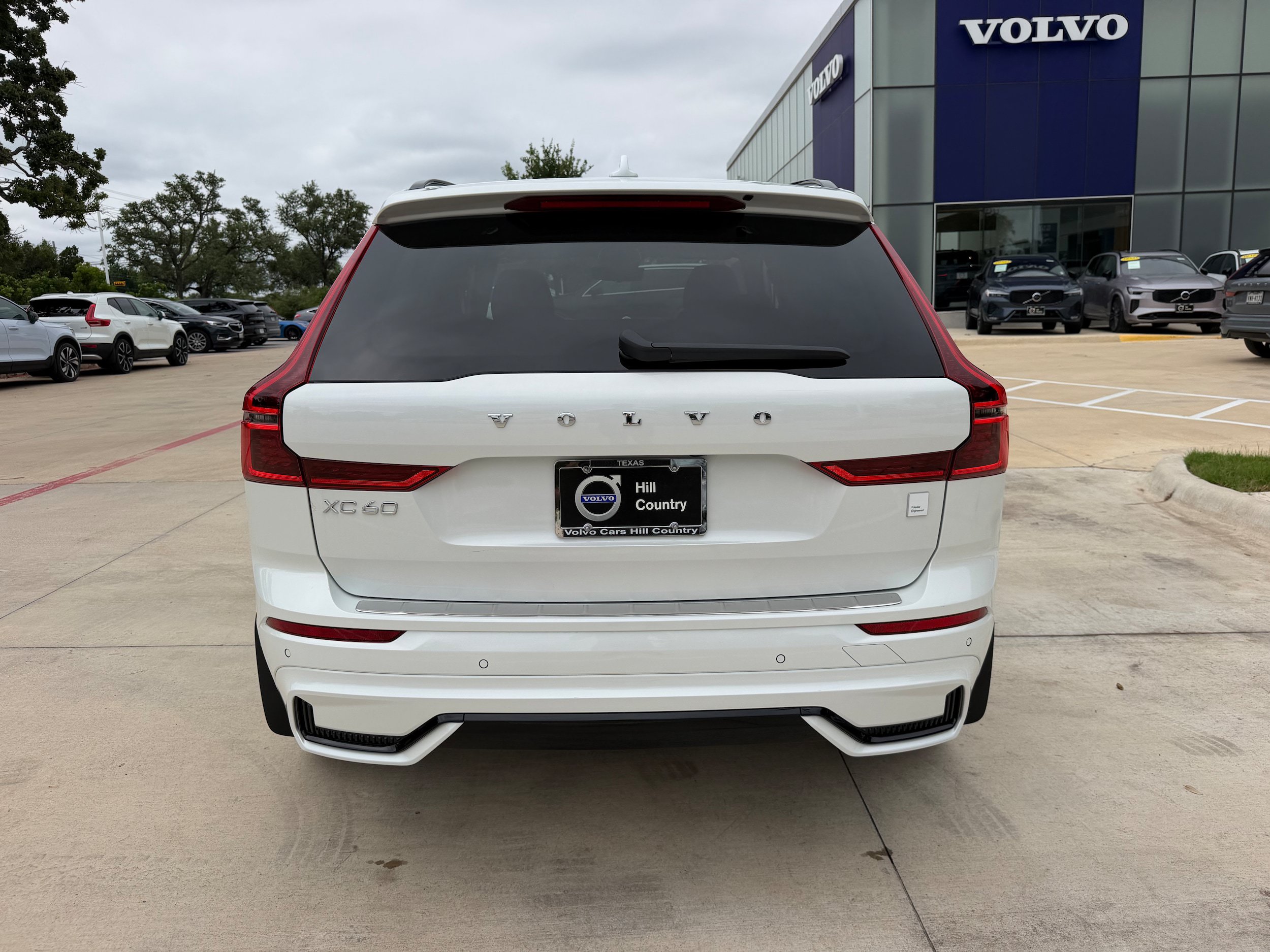 New 2026 Volvo XC60 T8 Polestar w/ Protection Package Premier AWD/4WD image 5