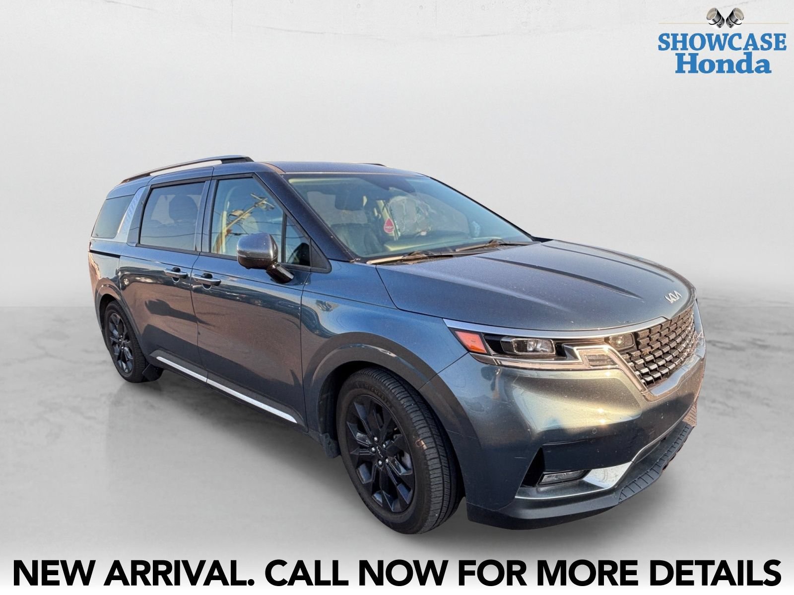 Used 2023 Kia Carnival SX Prestige FWD image 6