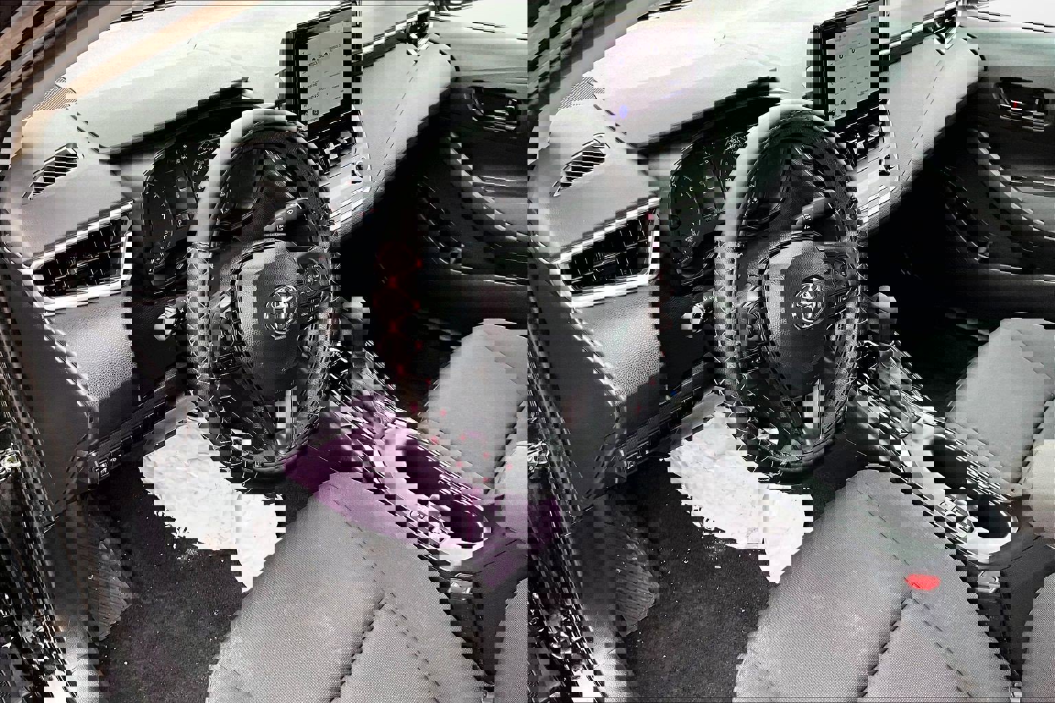 Used 2023 Toyota Corolla LE image 20