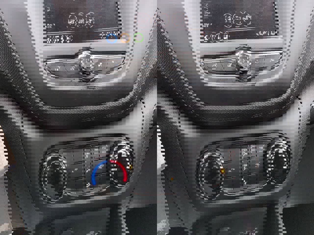 Used 2023 Chevrolet TrailBlazer LS image 27