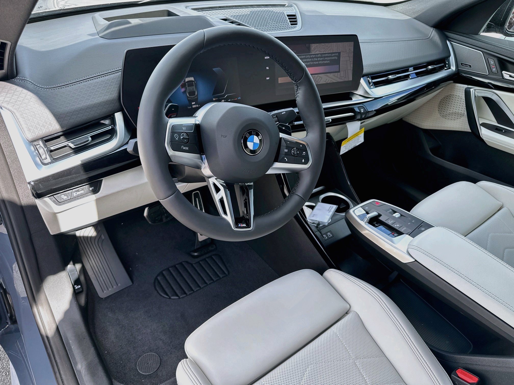 New 2026 BMW X2 xDrive28i w/ Technology Package AWD/4WD image 7