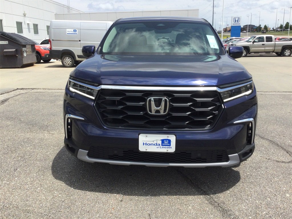 New 2025 Honda Pilot EX-L image 10