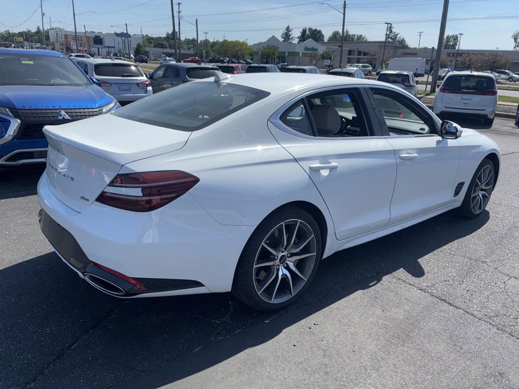 Used 2024 Genesis G70 2.5T AWD/4WD image 6