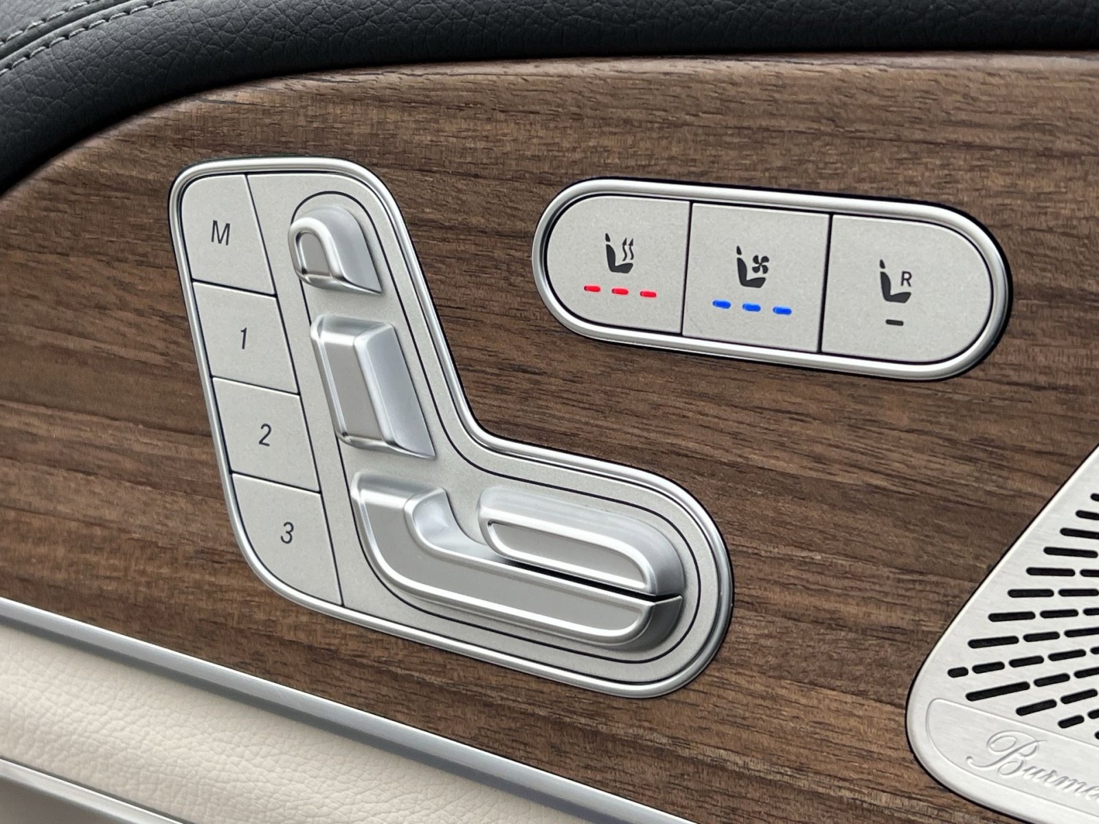 New 2026 Mercedes-Benz GLE 53 AMG 4MATIC Coupe image 36