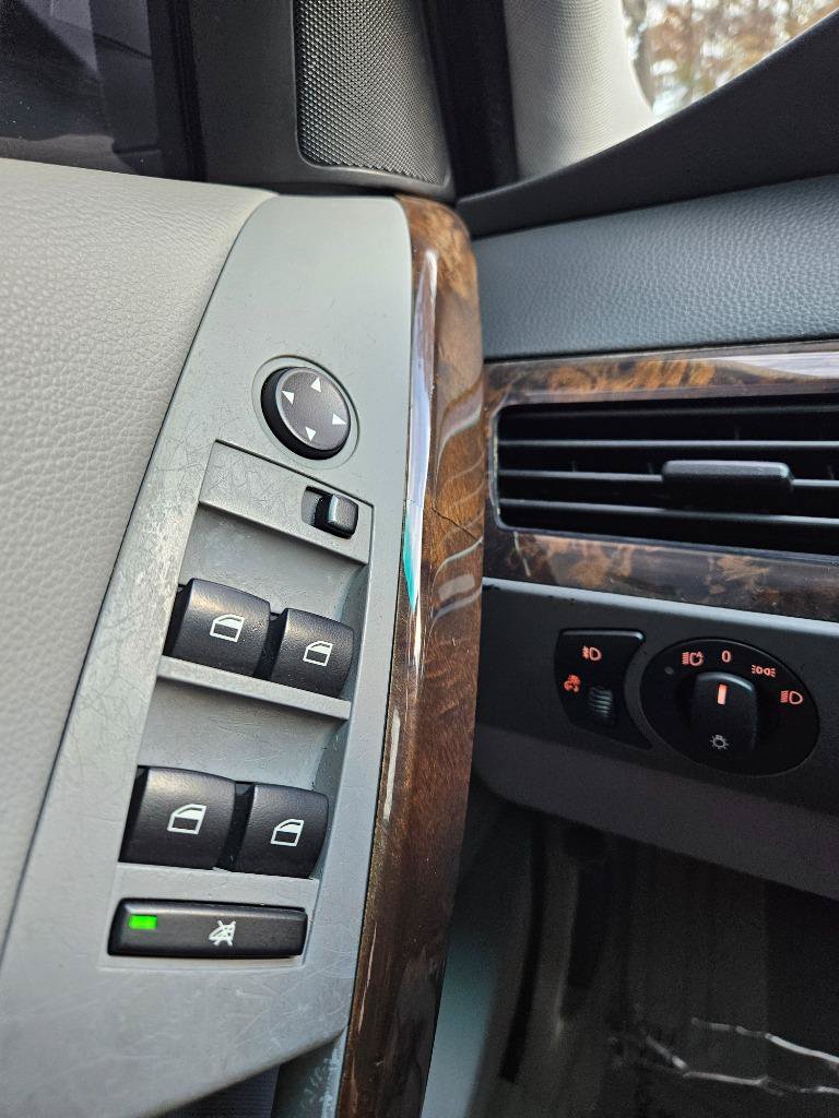 Used 2004 BMW 525i Sedan RWD image 50