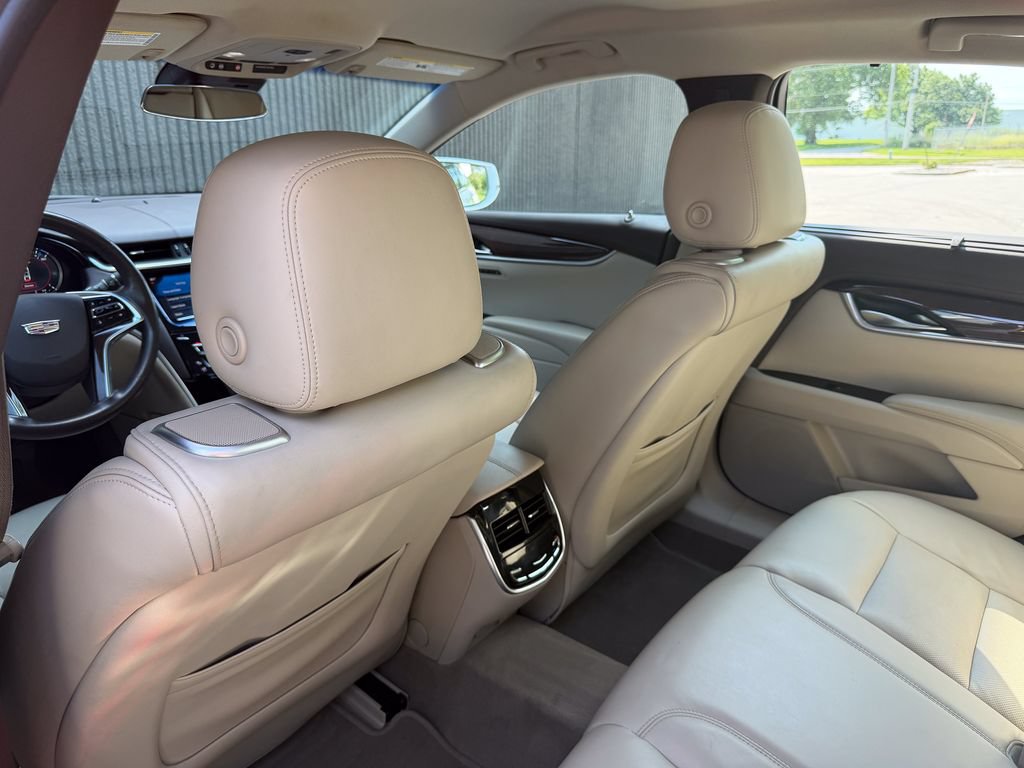 Used 2016 Cadillac XTS Premium FWD image 19