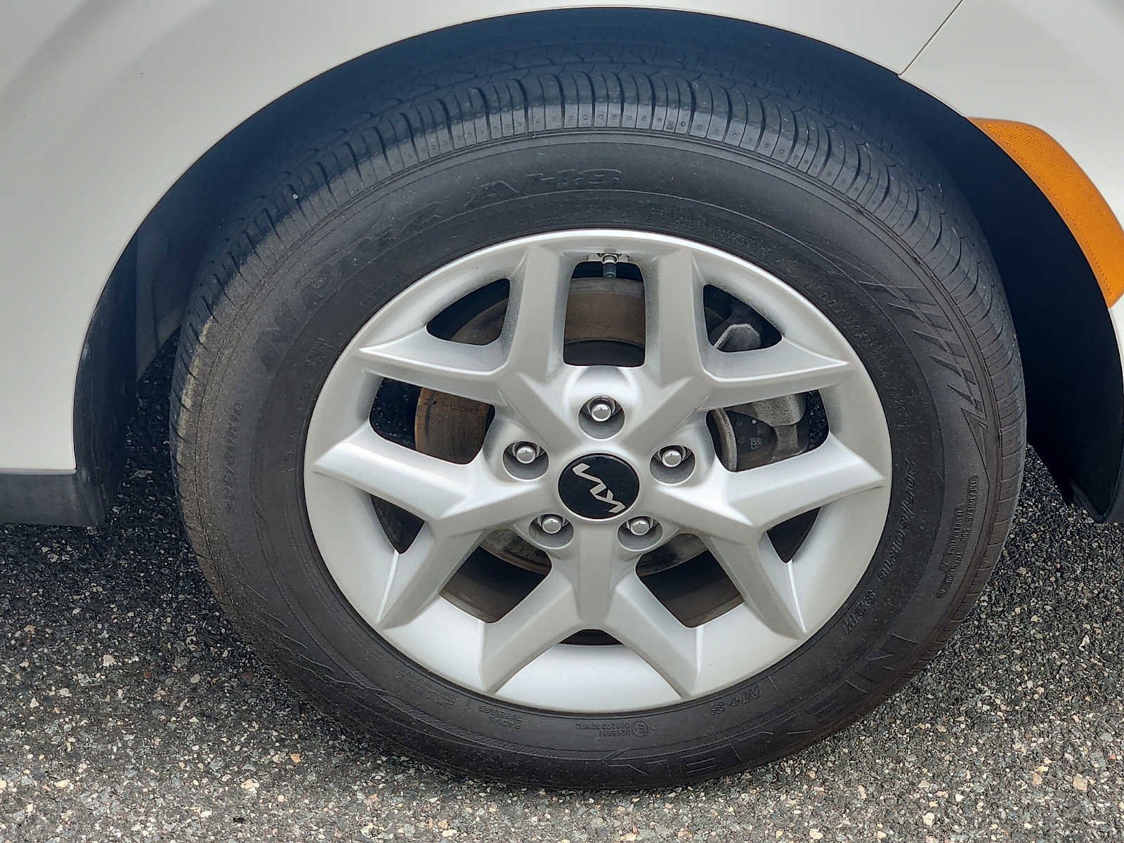 Used 2024 Kia Soul S FWD image 8