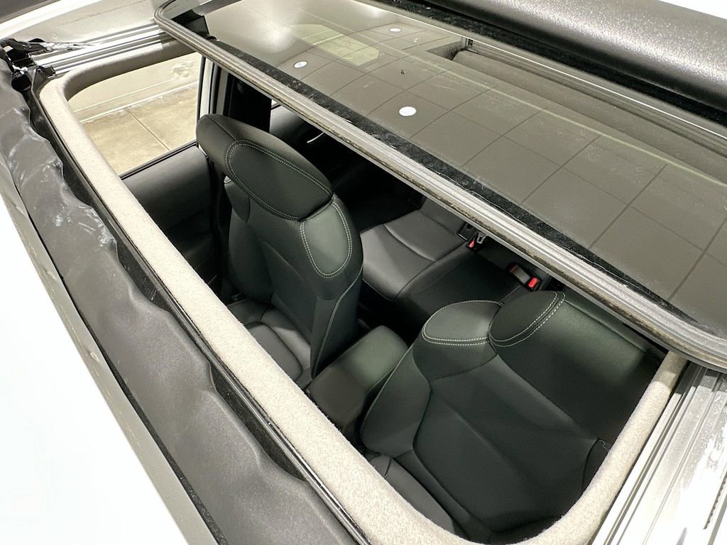 Used 2026 Toyota Corolla Cross XLE w/ Convenience Package image 23