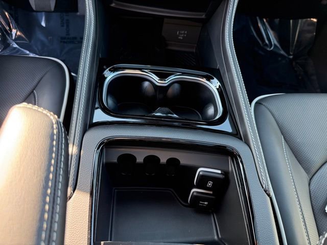 New 2026 Chrysler Pacifica Limited w/ S Appearance Package image 24