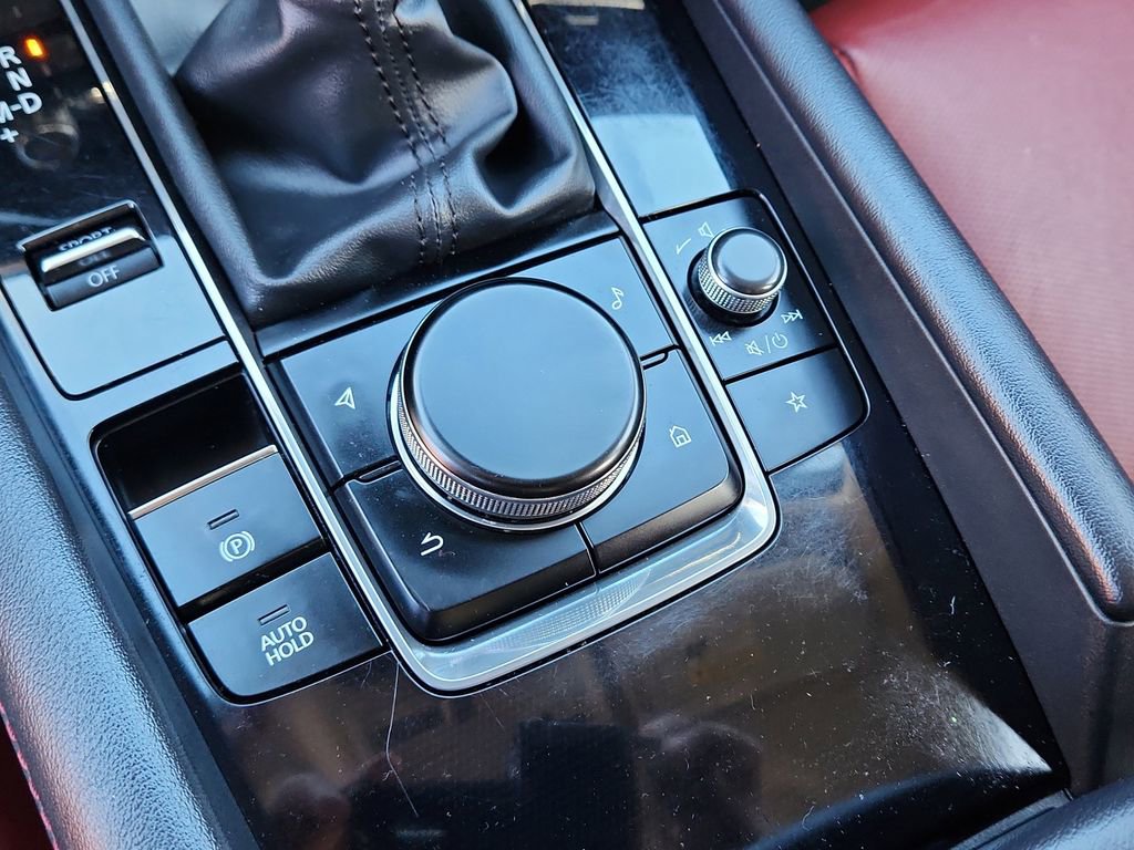 Used 2024 MAZDA MAZDA3 s image 26