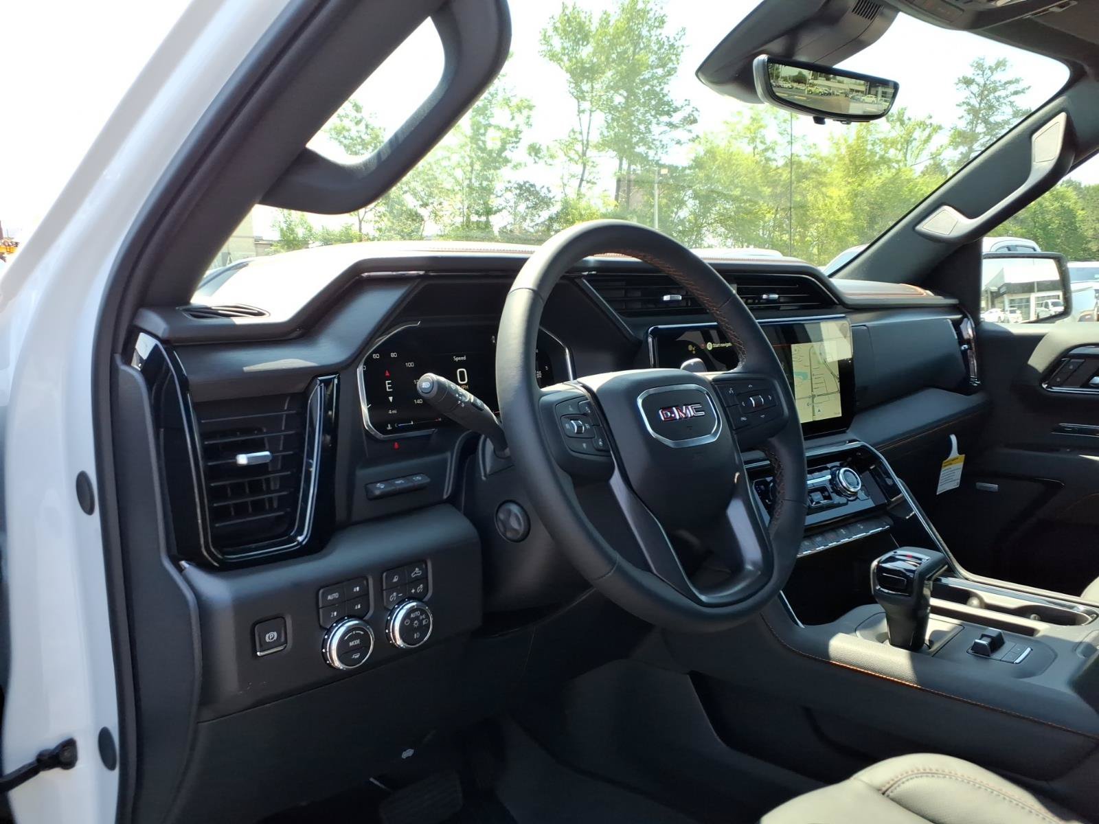 New 2026 GMC Sierra 1500 AT4 w/ AT4 Premium Package AWD/4WD image 7