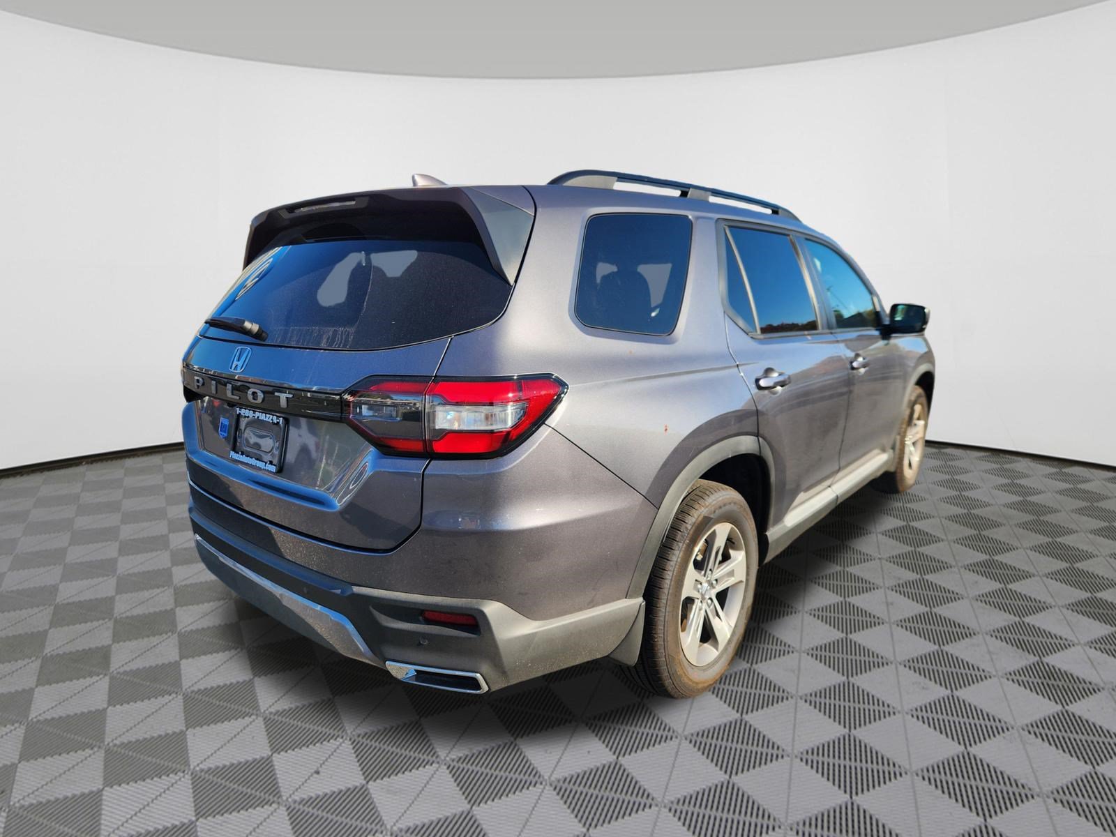 Used 2026 Honda Pilot EX-L image 4