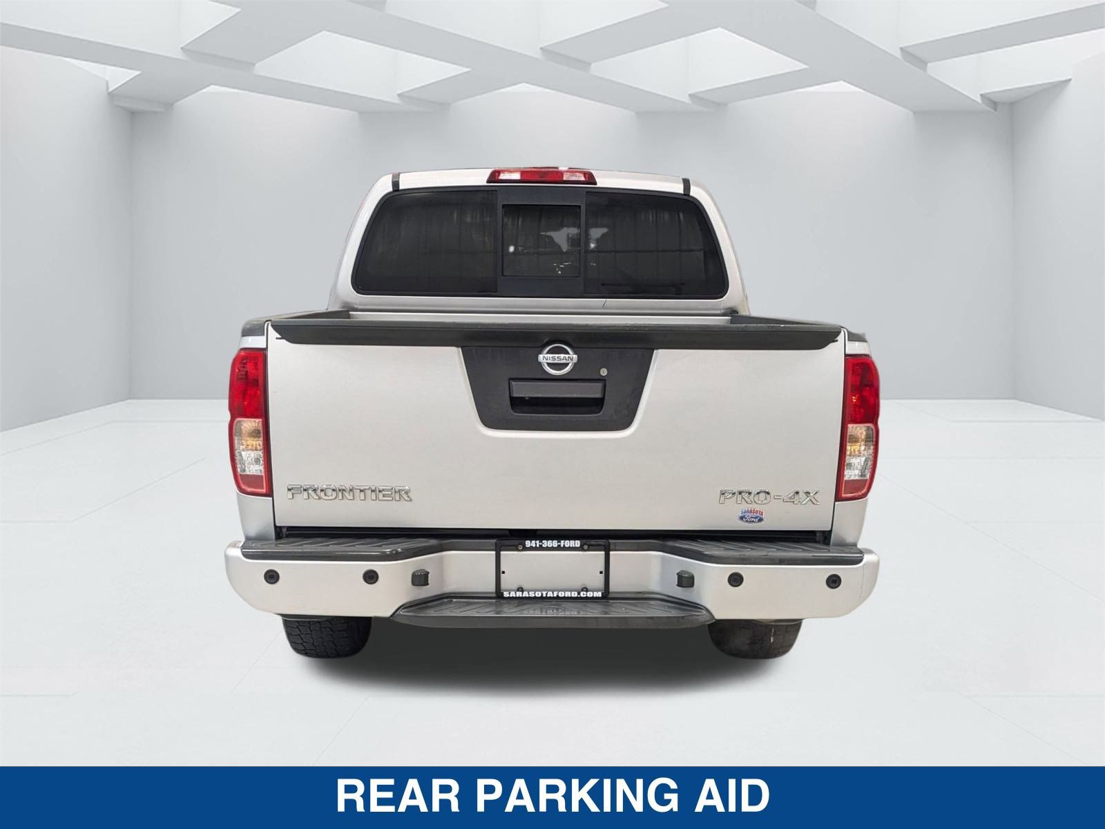 Used 2018 Nissan Frontier PRO-4X image 5