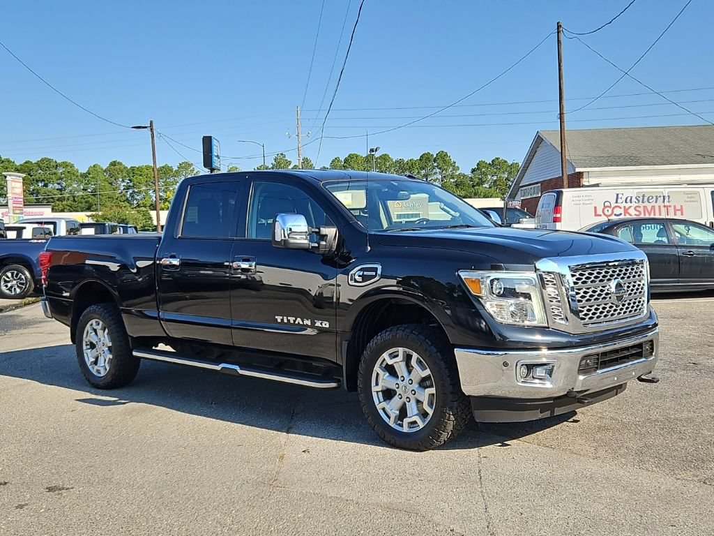 Used 2016 Nissan Titan SL AWD/4WD image 1
