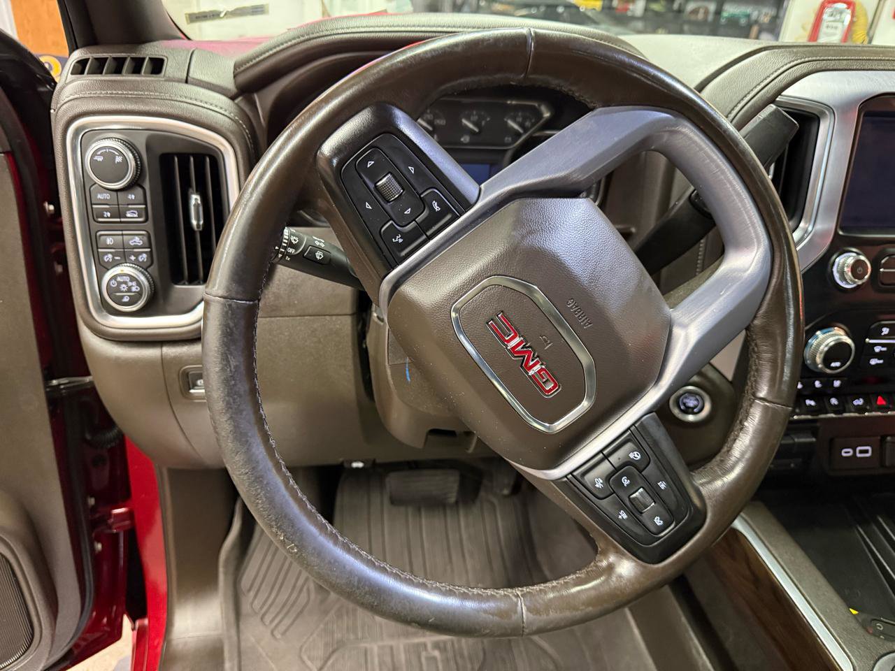 Used 2019 GMC Sierra 1500 SLT w/ SLT Premium Plus Package image 13