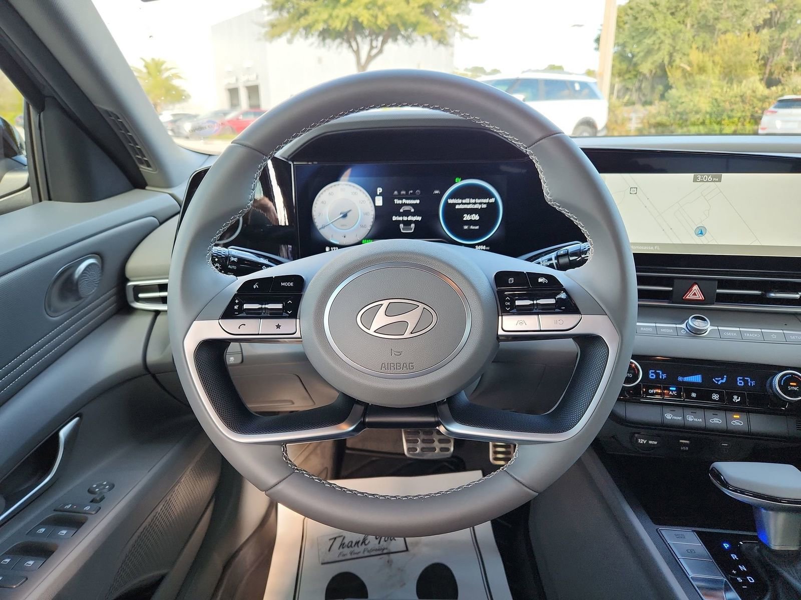 Used 2025 Hyundai Elantra SEL image 12