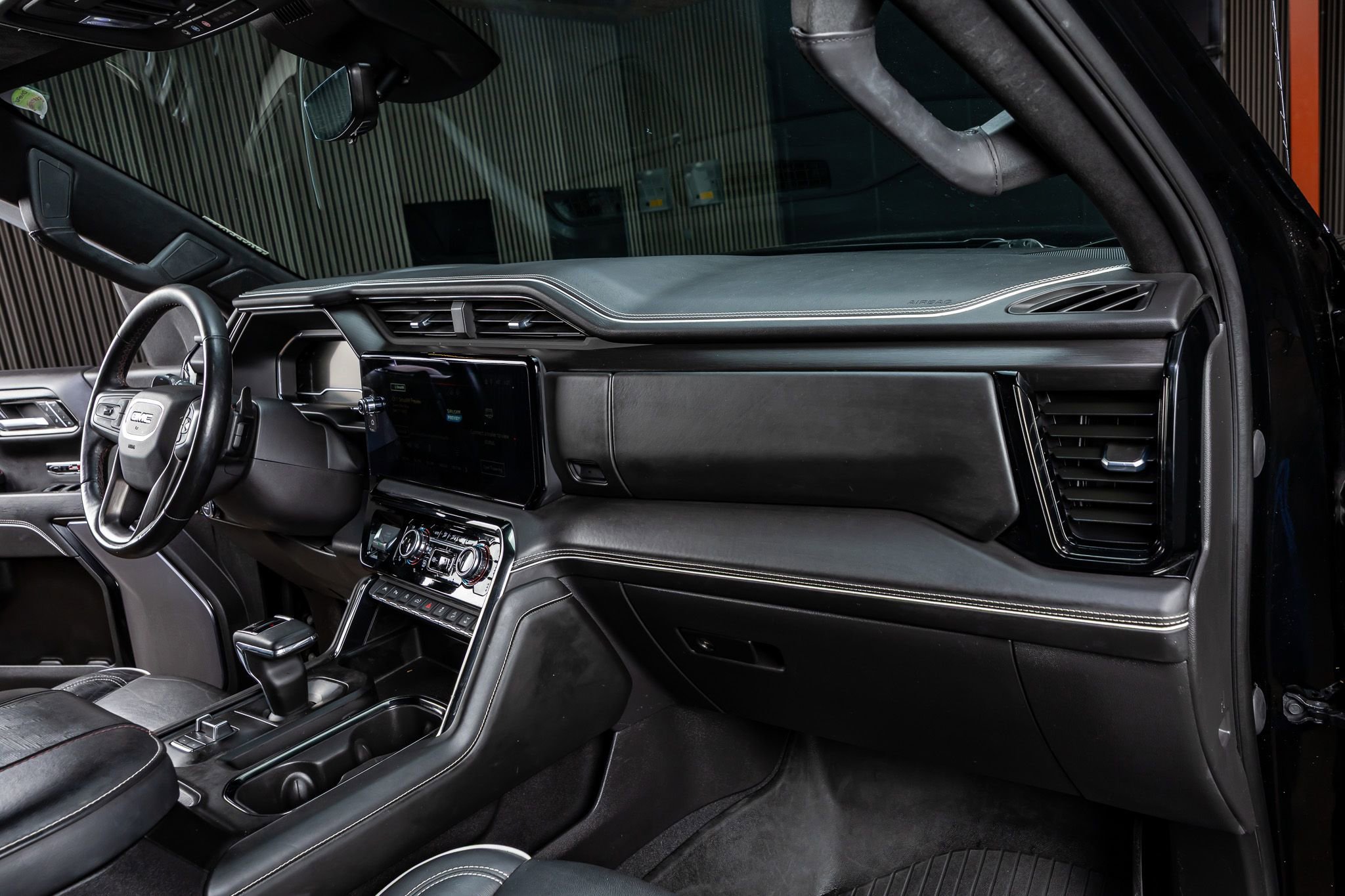 Used 2023 GMC Sierra 1500 AT4X w/ AT4X AEV Edition image 18