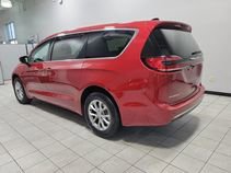 New 2026 Chrysler Pacifica Select FWD image 5