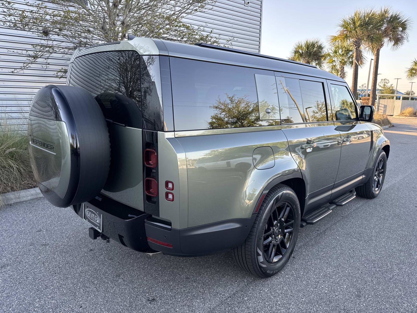 Certified 2024 Land Rover Defender 130 S image 6