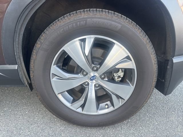 Used 2021 Subaru Ascent Premium w/ Convenience Package image 16