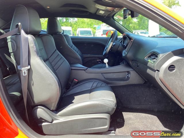Used 2016 Dodge Challenger SRT Hellcat RWD image 6