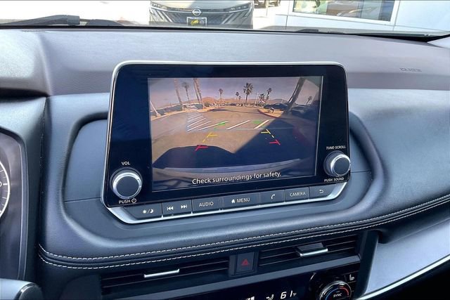 Certified 2023 Nissan Rogue SV w/ SV Premium B Package image 21