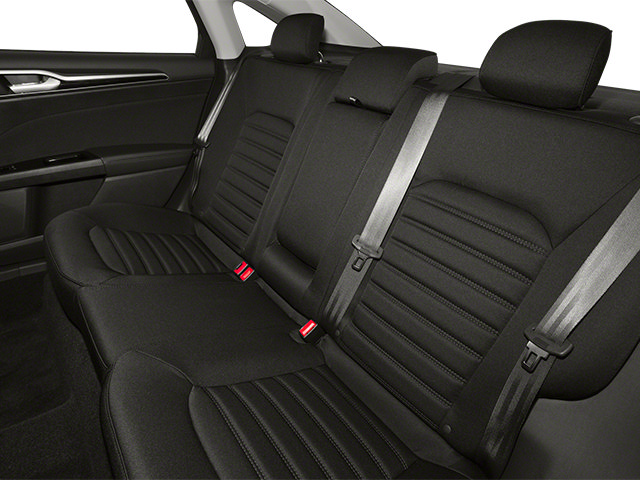 Used 2013 Ford Fusion SE FWD image 16