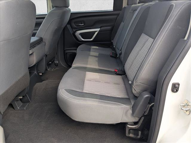 Used 2024 Nissan Titan SV AWD/4WD image 16