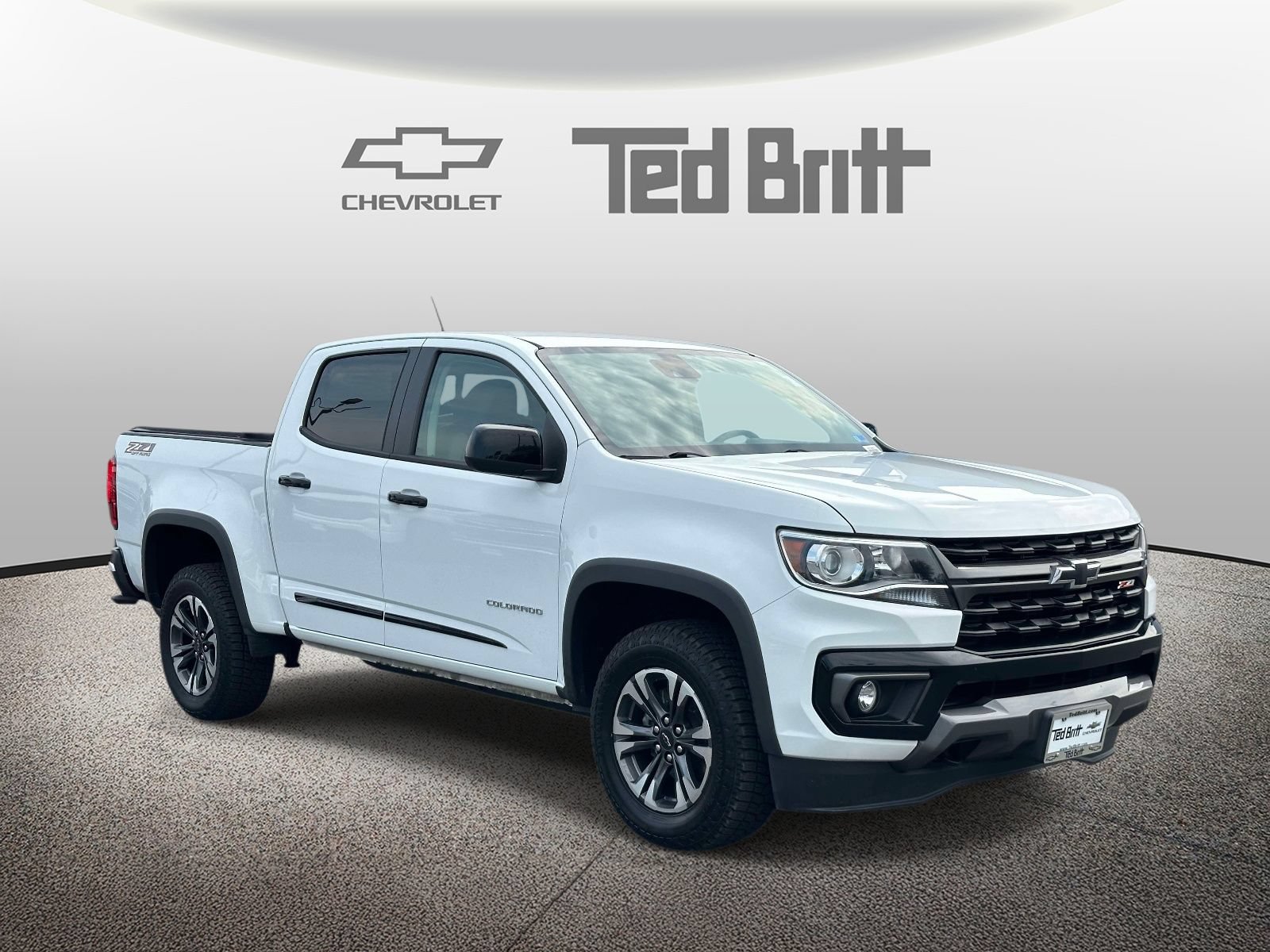 Certified 2021 Chevrolet Colorado Z71 w/ Safety Package AWD/4WD image 3
