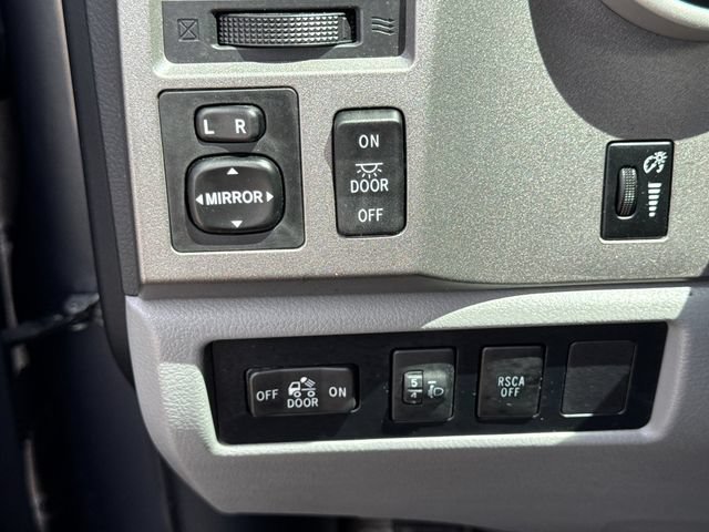 Used 2010 Toyota Tundra 4x4 Double Cab image 26