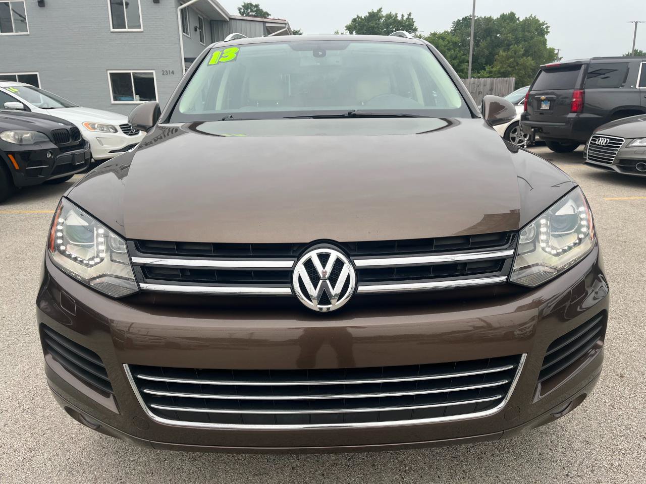 Used 2013 Volkswagen Touareg TDI AWD/4WD image 8